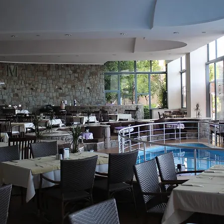 Lighthouse Hotel 4*