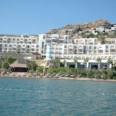Lighthouse Hotel
